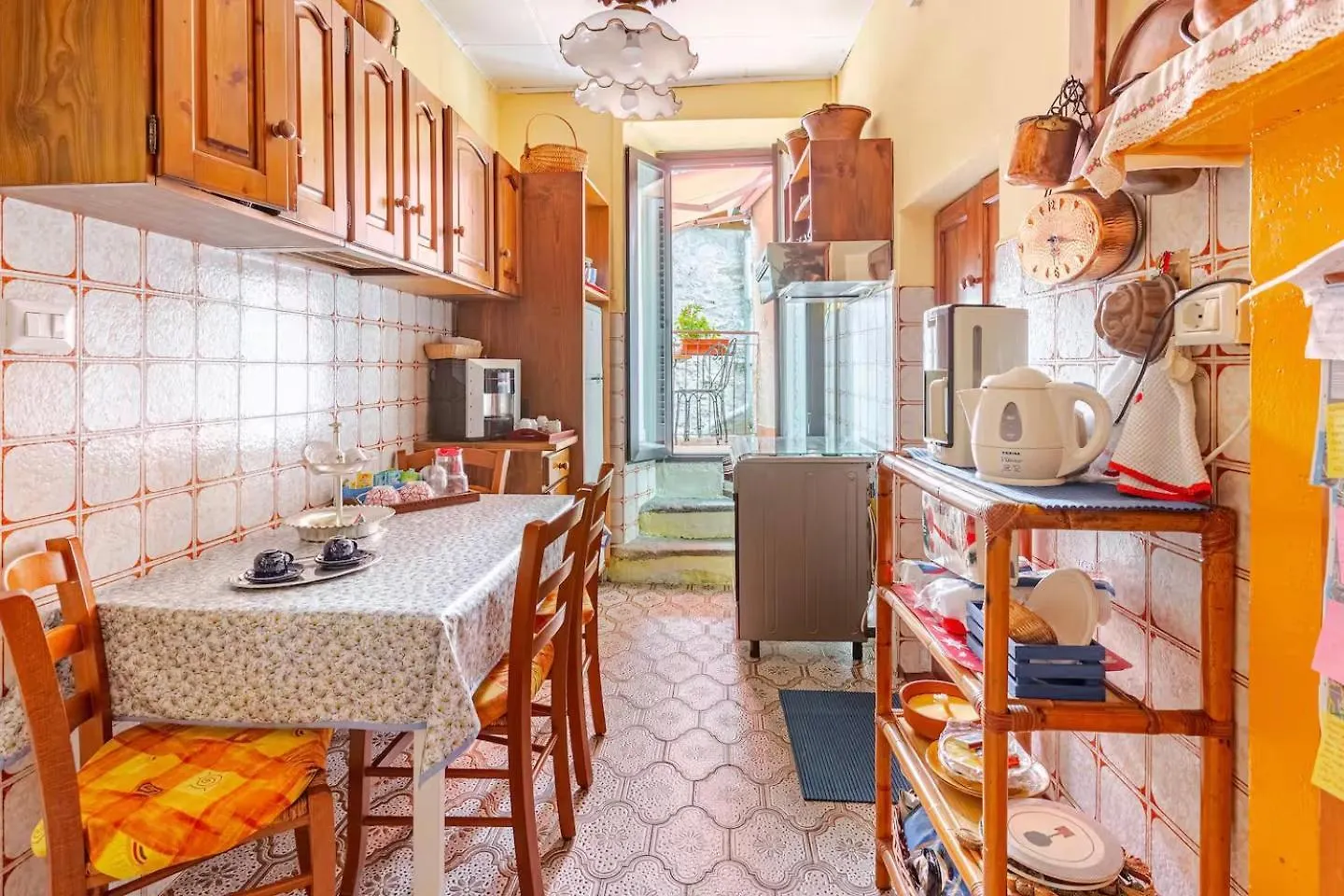 ליירנה La Corte Della Carla - Cozy Home In The Old Court בית נופש