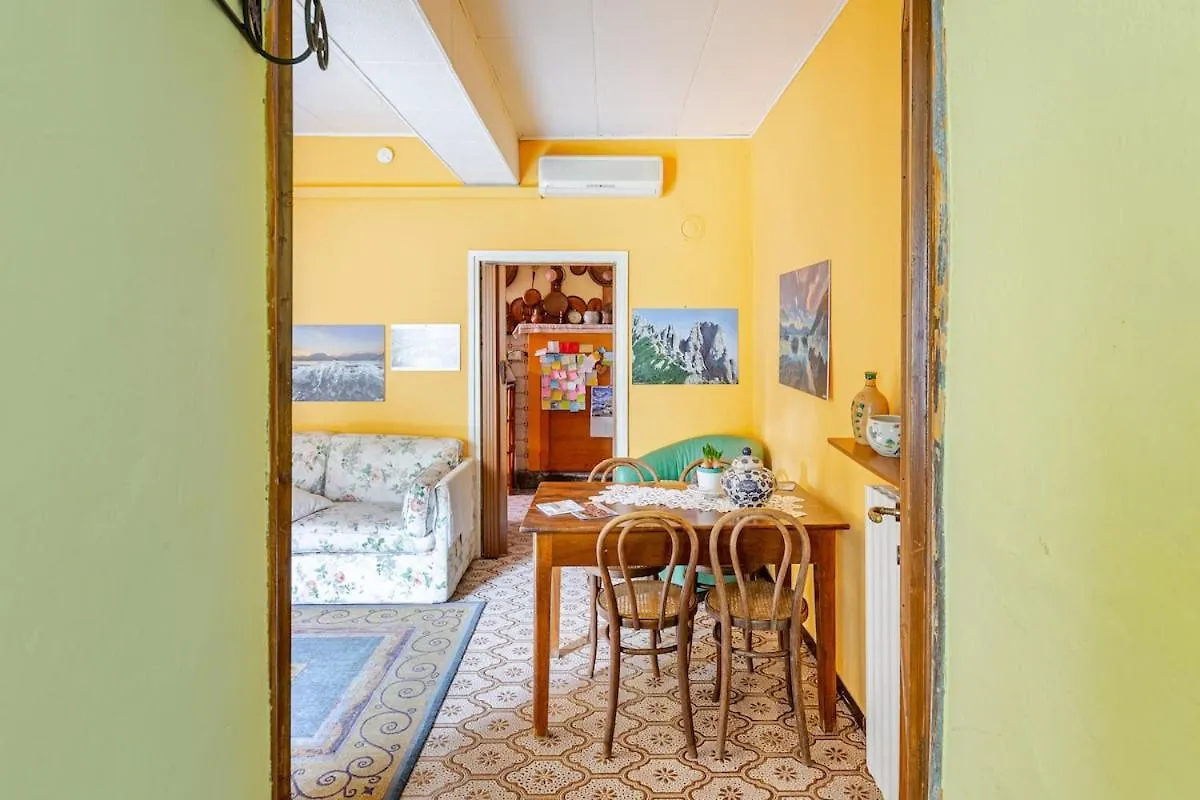 בית נופש ליירנה La Corte Della Carla - Cozy Home In The Old Court